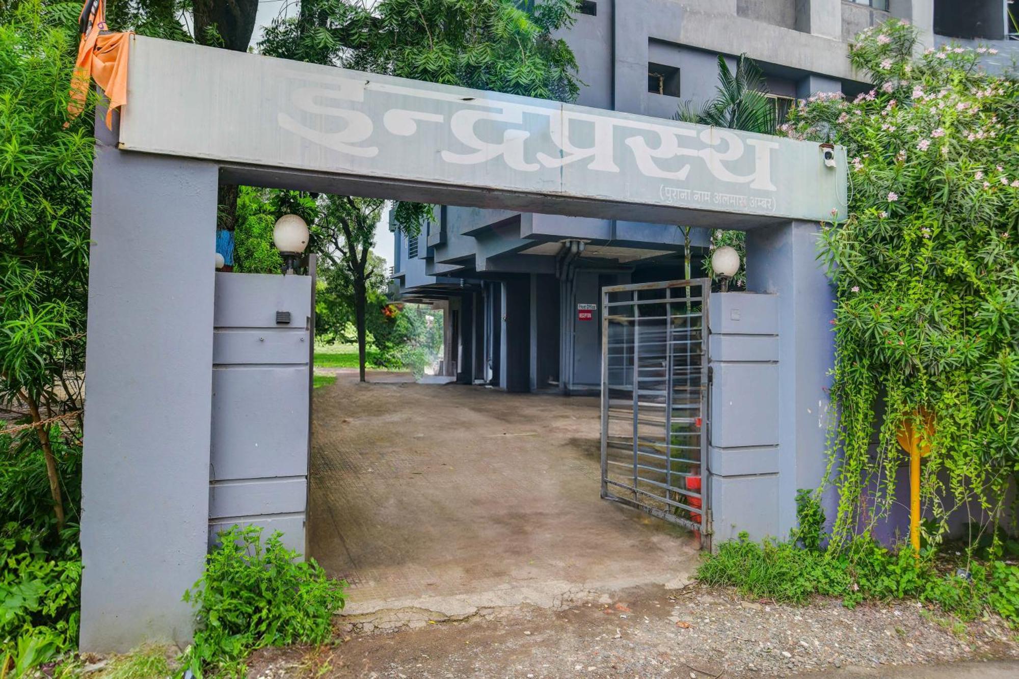 Super Hotel O Indraprasth Indore Luaran gambar