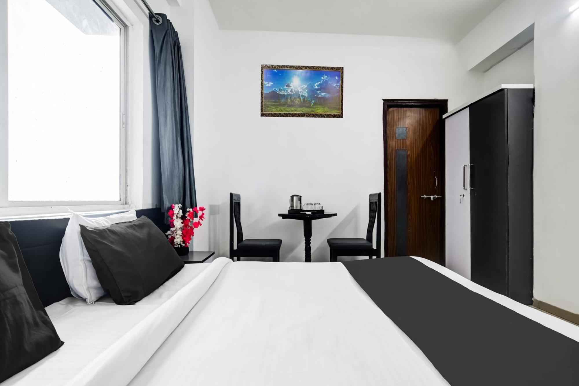 Super Hotel O Indraprasth Indore Luaran gambar